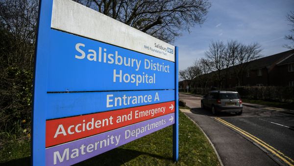 A sign of Salisbury District Hospital where former Russian agent Sergei Skripal and his daughter Yulia are treated A sign of Salisbury District Hospital where former Russian agent Sergei Skripal and his daughter Yulia are treated - Sputnik International
