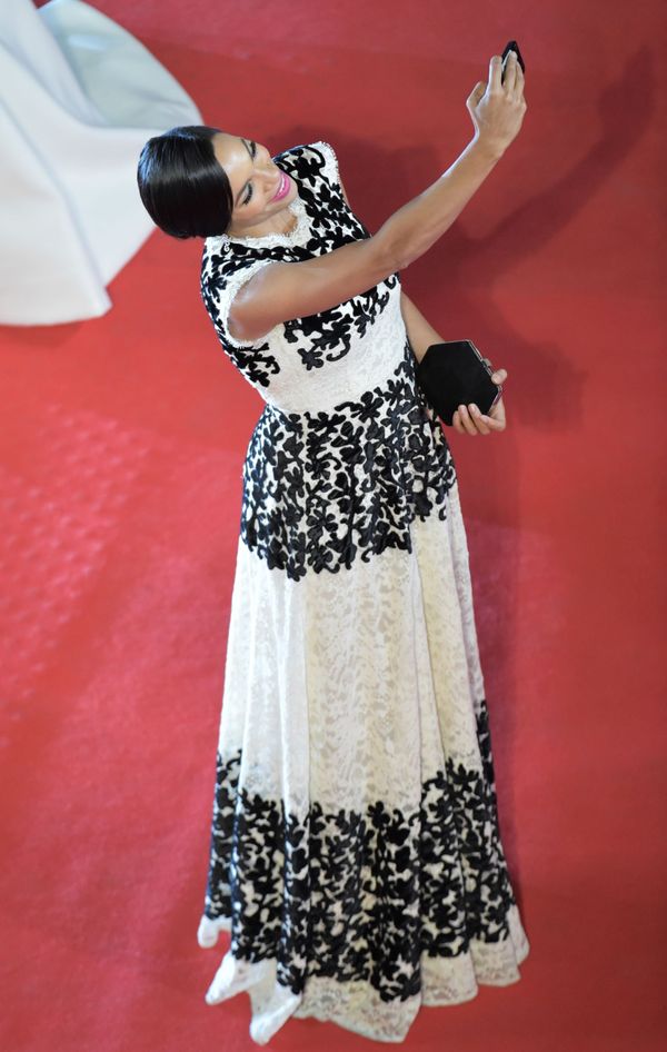 When Selfies Were Allowed: Best Glimpses of Cannes Festival Before Ban - Sputnik International