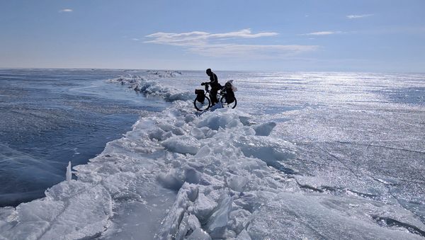 Baikal-Anirban-Choudhury-rides-through-tough-terrain - Sputnik International