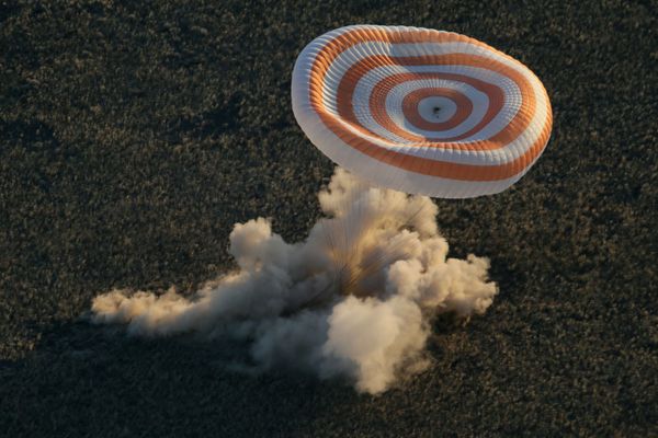 Celebrating Cosmonautics Day in Russia: Space Yesterday & Today - Sputnik International