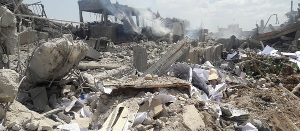 Aftermath of attack on the Barzah scientific research center near Damascus, April 14, 2018 - Sputnik International