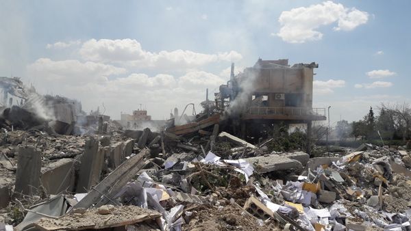 Aftermath of attack on the Barzah scientific research center near Damascus, April 14, 2018 - Sputnik International