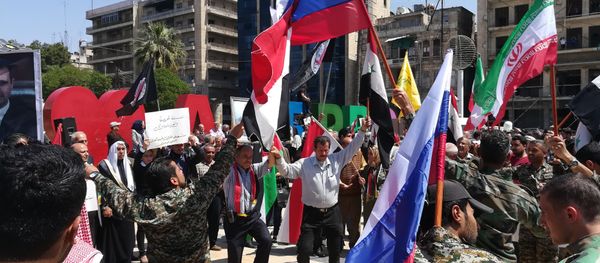 Hundreds of Syrians are demonstrating in the Syrian capital Damascus - Sputnik International