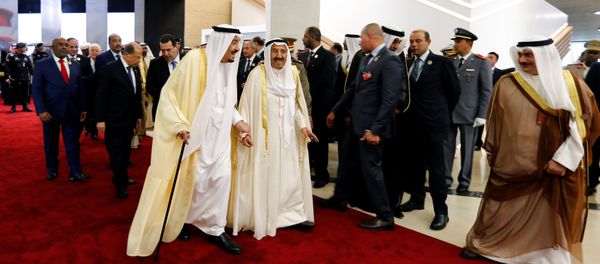 Arab leaders arrive for the group photo before the start of 29th Arab Summit in Dhahran, Saudi Arabia April 15, 2018 Arab leaders arrive for the group photo before the start of 29th Arab Summit in Dhahran, Saudi Arabia April 15, 2018 - Sputnik International