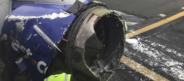 SOUTHWEST AIRLINES EMERGENCY LANDING - Sputnik International