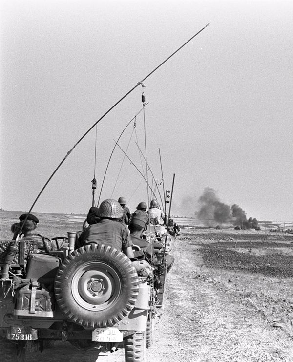 'Light is Stronger Than Ever': 70 Years of Israel's Independence in Pictures 'Light is Stronger Than Ever': 70 Years of Israel's Independence in Pictures - Sputnik International