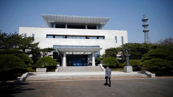 The Peace House, the venue for the inter-Korean summit on April 27, 2018, is pictured at the truce village of Panmunjom inside the demilitarized zone (DMZ) separating the two Koreas, South Korea, April 18, 2018 - Sputnik International