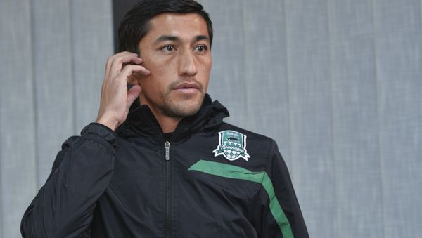 Krasnodar's Odil Akhmedov at the news conference ahead of the UEFA Europa League's round of 32 match between Sparta Prague and Krasnodar. (File) - Sputnik International
