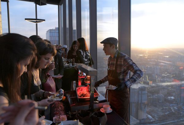 Snack on Extreme Height Snack on Extreme Height - Sputnik International