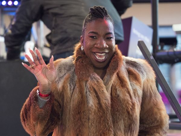 Social activist Tarana Burke, creator of Me Too, takes part in New Year's Eve celebrations in Times Square on December 31, 2017 in New York Social activist Tarana Burke, creator of Me Too, takes part in New Year's Eve celebrations in Times Square on December 31, 2017 in New York - Sputnik International