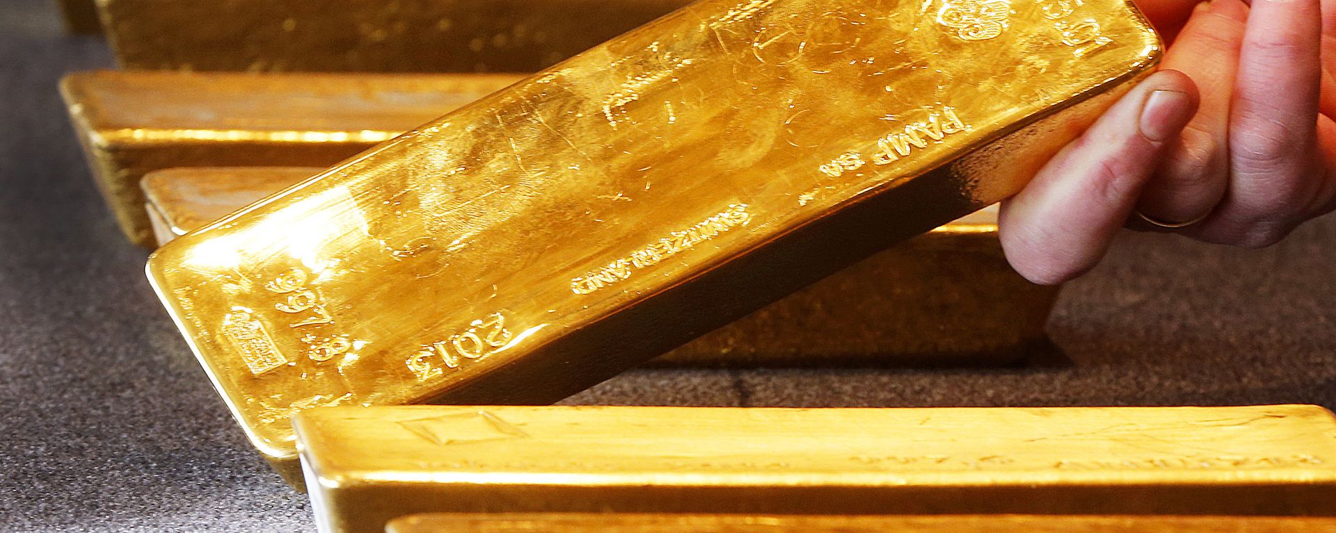Various gold bars are on display at the Bundesbank headquarter in Frankfurt, Germany (File) Various gold bars are on display at the Bundesbank headquarter in Frankfurt, Germany (File) - Sputnik International, 1920, 02.09.2018