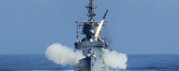 Taiwan Navy's Perry-class frigate launches an ASROC (anti-submarine rocket) during the annual Han Kuang military exercises. Taiwan Navy's Perry-class frigate launches an ASROC (anti-submarine rocket) during the annual Han Kuang military exercises. - Sputnik International