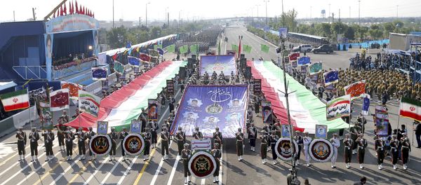 Iranian army troops march during a parade marking National Army Day in front of the mausoleum of the late revolutionary founder Ayatollah Khomeini, just outside Tehran, Iran, April 18, 2018 Iranian army troops march during a parade marking National Army Day in front of the mausoleum of the late revolutionary founder Ayatollah Khomeini, just outside Tehran, Iran, April 18, 2018 - Sputnik International