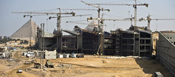 A general view shows construction at the new Grand Egyptian Museum near the Giza pyramids in Cairo on June 4, 2015 - Sputnik International
