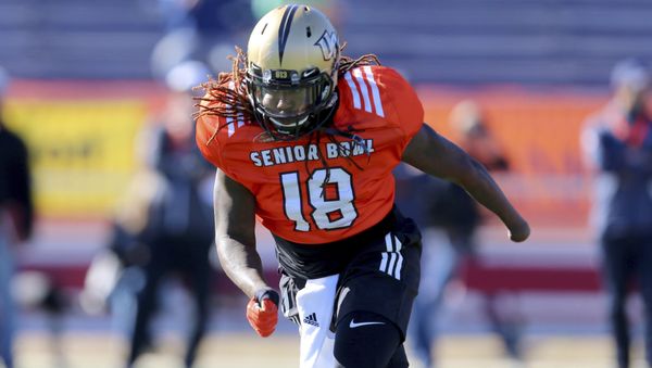 Shaquem Griffin, of Central Florida, runs drills during the South's team practice Tuesday, Jan. 23, 2018 - Sputnik International