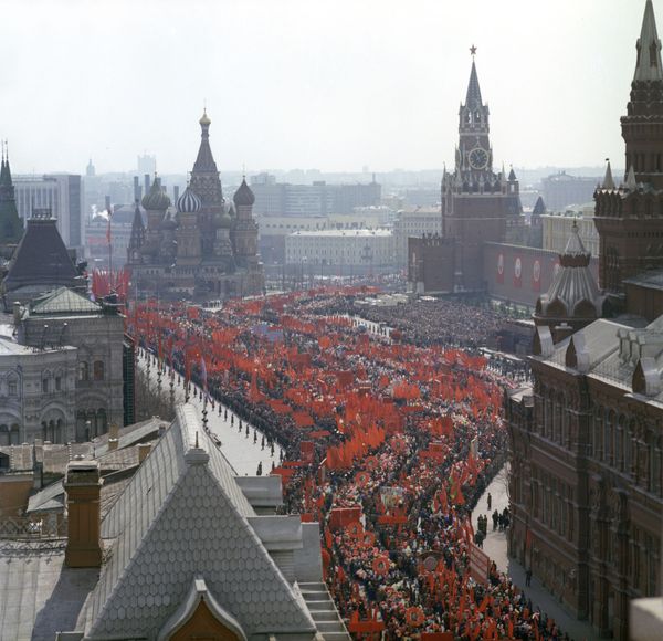 Peace, Labor, May! How Soviet People Celebrated International Worker's Day Peace, Labor, May! How Soviet People Celebrated International Worker's Day - Sputnik International