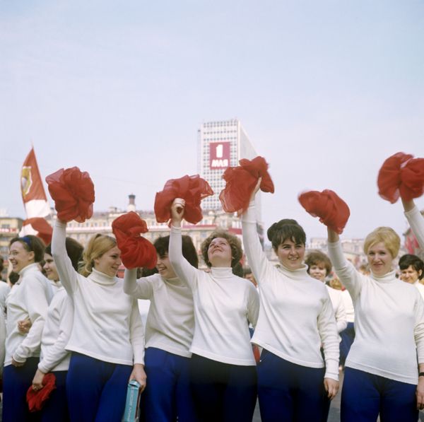Peace, Labor, May! How Soviet People Celebrated International Worker's Day Peace, Labor, May! How Soviet People Celebrated International Worker's Day - Sputnik International