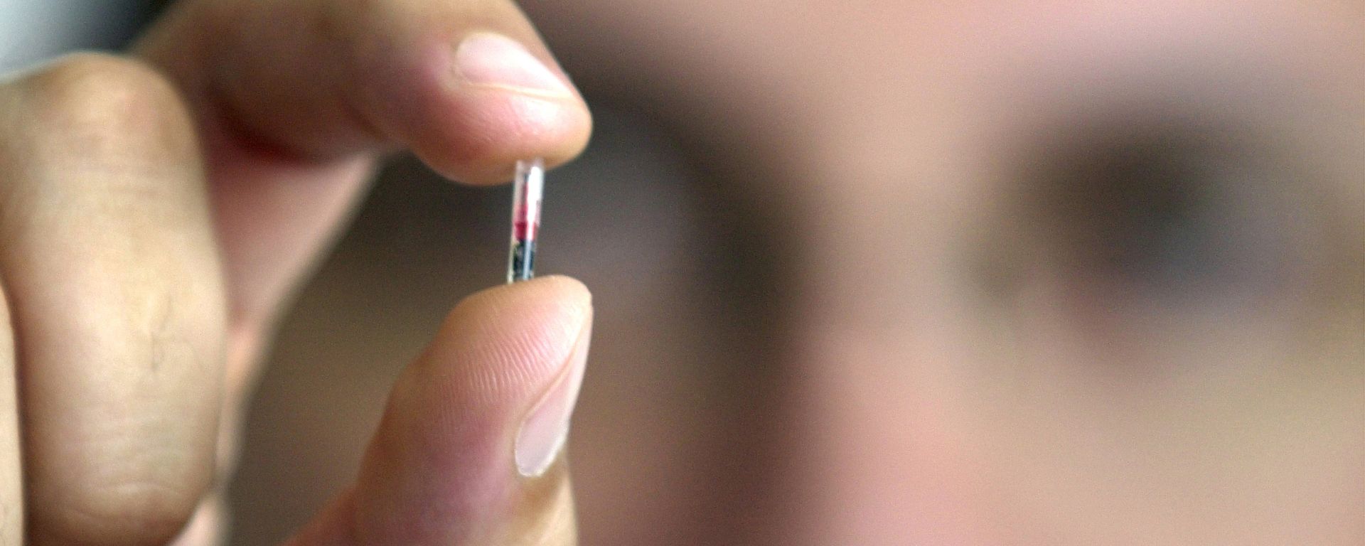 Microchip implant (File) Microchip implant (File) - Sputnik International, 1920, 09.01.2023