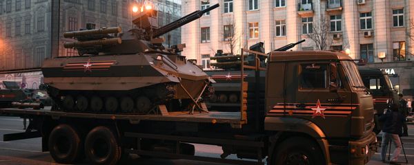 Uran-9 on its carrier at the rehearsal of the 2018 Victory Day parade - Sputnik International