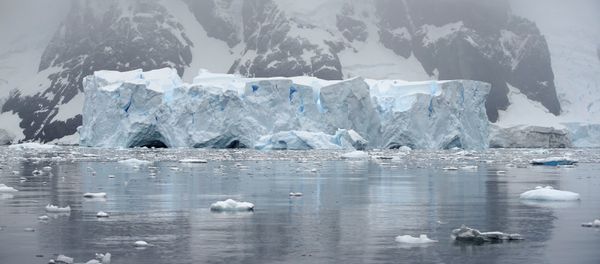 An iceberg floats in Andvord Bay, Antarctica, February 14, 2018 An iceberg floats in Andvord Bay, Antarctica, February 14, 2018 - Sputnik International