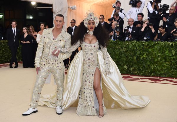 Stars From Heaven and Inferno Inmates: Whom Met Gala 2018 Brings to New York Stars From Heaven and Inferno Inmates: Whom Met Gala 2018 Brings to New York - Sputnik International