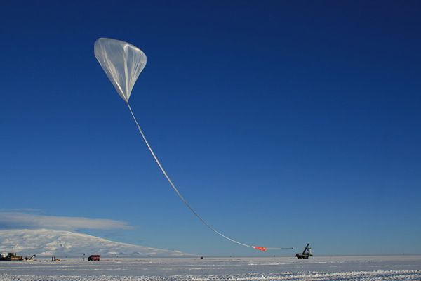 'Ice Key' to the Universe's Mysteries: Why are Researchers Hunting for Neutrinos in Antarctic? 'Ice Key' to the Universe's Mysteries: Why are Researchers Hunting for Neutrinos in Antarctic? - Sputnik International