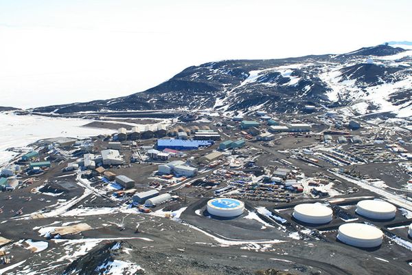 'Ice Key' to the Universe's Mysteries: Why are Researchers Hunting for Neutrinos in Antarctic? 'Ice Key' to the Universe's Mysteries: Why are Researchers Hunting for Neutrinos in Antarctic? - Sputnik International