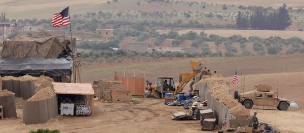 US forces set up a new base in Manbij, Syria May 8, 2018. Picture Taken May 8, 2018 US forces set up a new base in Manbij, Syria May 8, 2018. Picture Taken May 8, 2018 - Sputnik International