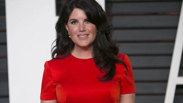 Monica Lewinski arrives to the 2015 Vanity Fair Oscar Party February 22, 2015 in Beverly Hills, California - Sputnik International