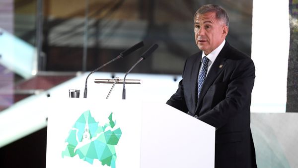 President of Tatarstan Rustam Minnikhanov speaks at the plenary session Russia — Islamic World: Driver of International Economy at the 10th international economic summit, Russia — Islamic World: KazanSummit 2018 in Kazan - Sputnik International