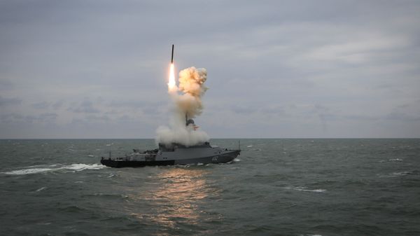 The Grad Sviyazhsk corvette shoots the Kalibr missile during the final stage of summer exercises of the Caspian Flotilla's battle groups. File photo - Sputnik International