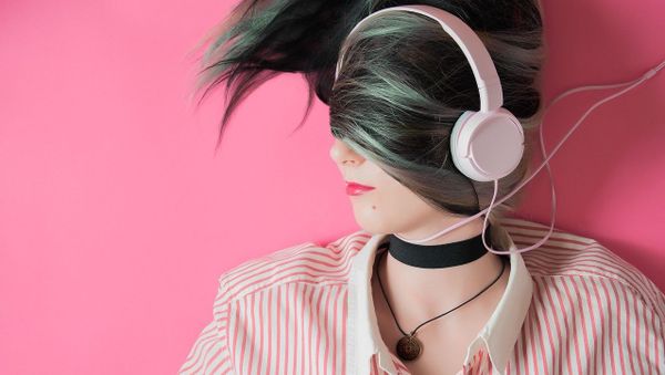 Listening - Sputnik International