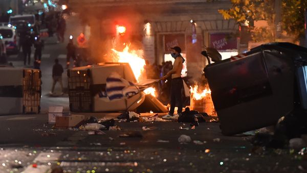 Olympique de Marseille's fans riot in the Vieux Port in Marseille on May 16, 2018, fter the 2018 UEFA Europa Cup Final football match between Olympique de Marseille and Atletico Madrid - Sputnik International