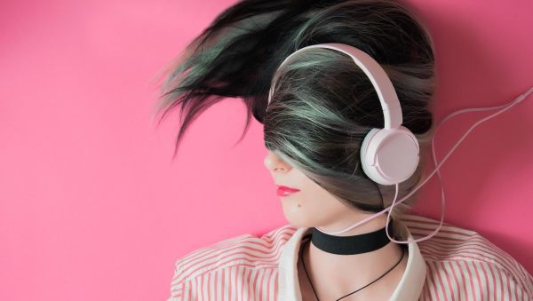 Girl - Sputnik International