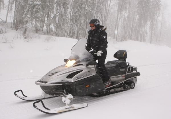 January 3, 2010. Russian Prime Minister Vladimir Putin riding a snowmobile at the alpine ski resort Krasnaya Polyana - Sputnik International