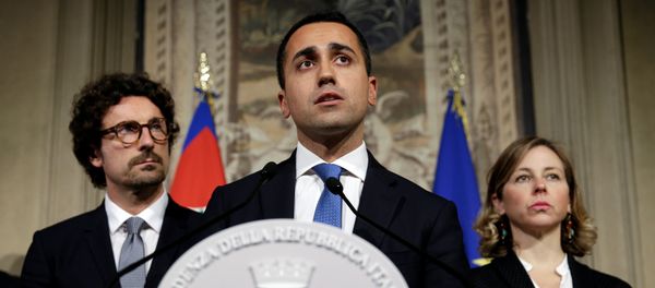 Anti-establishment 5-Star Movement leader Luigi Di Maio speaks following a talk with Italian President Sergio Mattarella at the Quirinal Palace in Rome, Italy, April 12, 2018 - Sputnik International