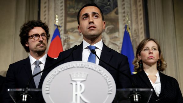 Anti-establishment 5-Star Movement leader Luigi Di Maio speaks following a talk with Italian President Sergio Mattarella at the Quirinal Palace in Rome, Italy, April 12, 2018 - Sputnik International