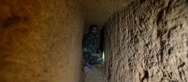 Secrets of Underground Life and War Inside the Syrian Tunnels - Sputnik International