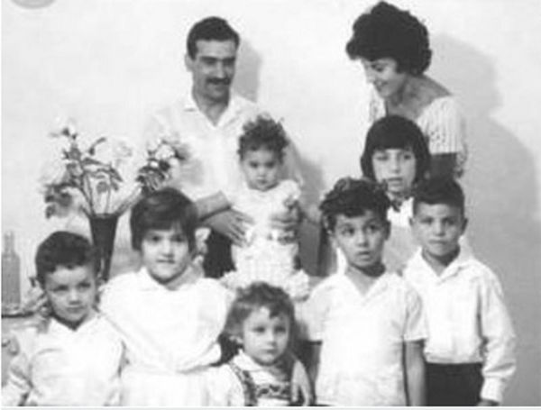 Eli Cohen with his family - Sputnik International