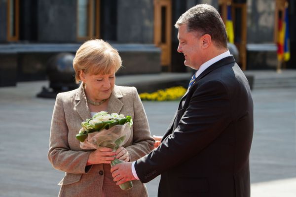 Power Blooming: What Flowers Global Leaders Prefer - Sputnik International