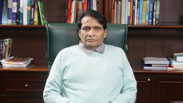 Suresh Prabhu - Sputnik International