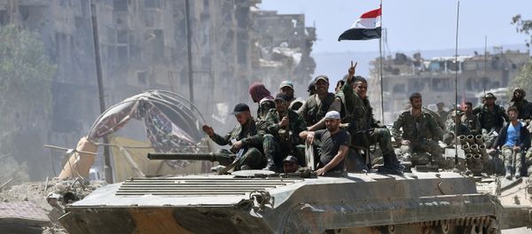 Service personnel of the Syrian Army on a BMD-1 in the liberated Palestinian refugee camp of Yarmouk south of Damascus Service personnel of the Syrian Army on a BMD-1 in the liberated Palestinian refugee camp of Yarmouk south of Damascus - Sputnik International