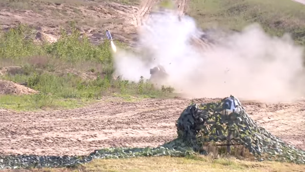 Ukraine test US-made Javlin Anti-Tank missiles for first time after the US State Department approved the sale in March 2018. - Sputnik International