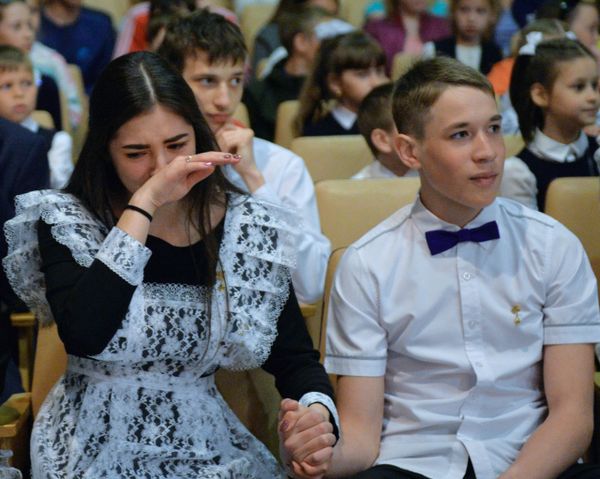 School’s Out for Summer: Russian Schoolers Celebrate Last Bell School’s Out for Summer: Russian Schoolers Celebrate Last Bell - Sputnik International