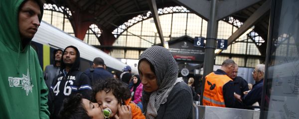 Syrian migrants arrive at main train station in Copenhagen (File) - Sputnik International