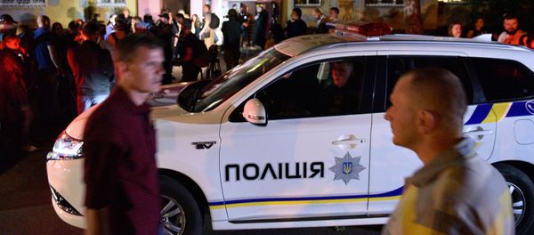 Police and journalists outside a building in Kiev where Russian journalist Arkady Babchenko was shot dead Police and journalists outside a building in Kiev where Russian journalist Arkady Babchenko was shot dead - Sputnik International