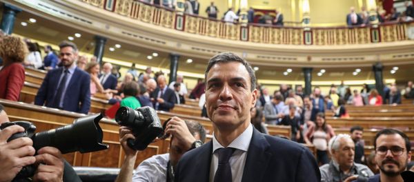 Spain's new Prime Minister and Socialist party (PSOE) leader Pedro Sanchez stands in the chamber after a motion of no confidence vote at parliament in Madrid, Spain, June 1, 2018 Spain's new Prime Minister and Socialist party (PSOE) leader Pedro Sanchez stands in the chamber after a motion of no confidence vote at parliament in Madrid, Spain, June 1, 2018 - Sputnik International