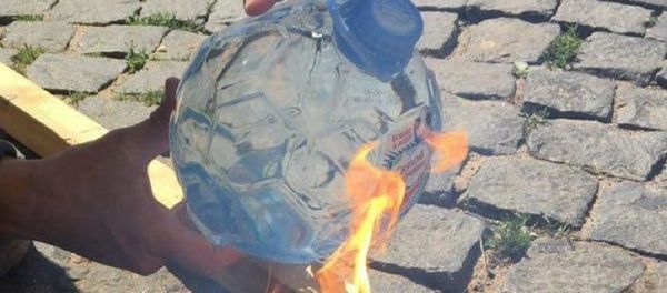A Holy Spring bottle catching fire in the Sun. A Holy Spring bottle catching fire in the Sun. - Sputnik International