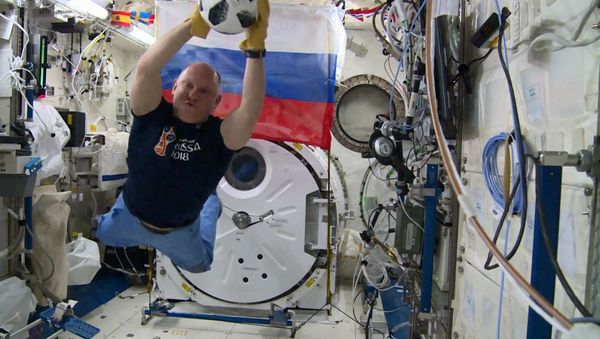 The Roskosmos astronaut Oleg Artemyev holds a soccer training on the International Space Station The Roskosmos astronaut Oleg Artemyev holds a soccer training on the International Space Station - Sputnik International