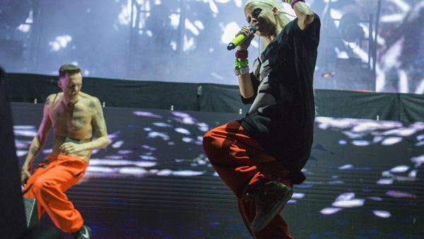 Ninja and Yolandi Visser of Die Antwoord performing - Sputnik International